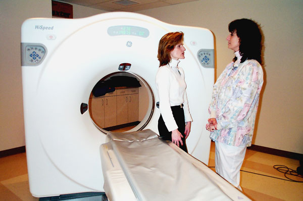 GE HiSpeed CT Scanner